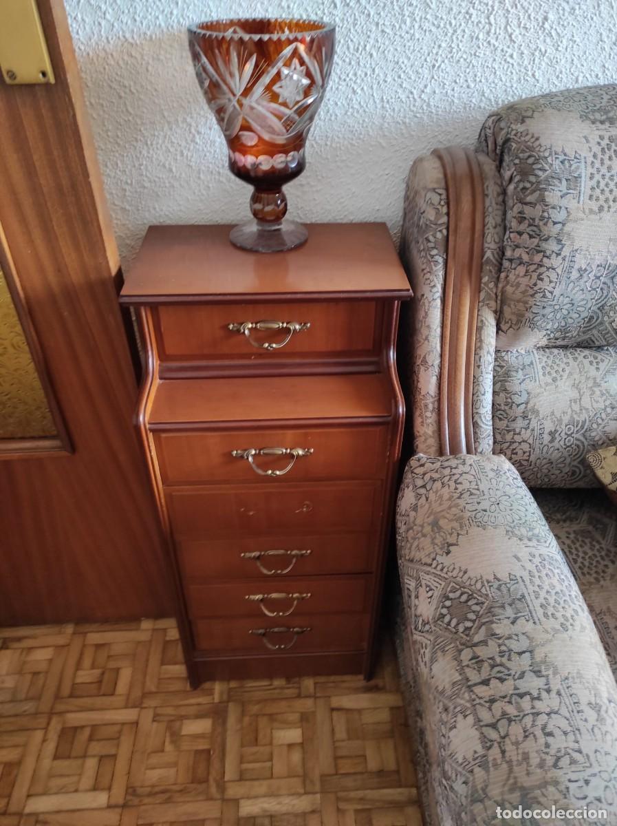 Antig&uuml;edades: C&oacute;moda de madera con 6 cajones - Foto 1
