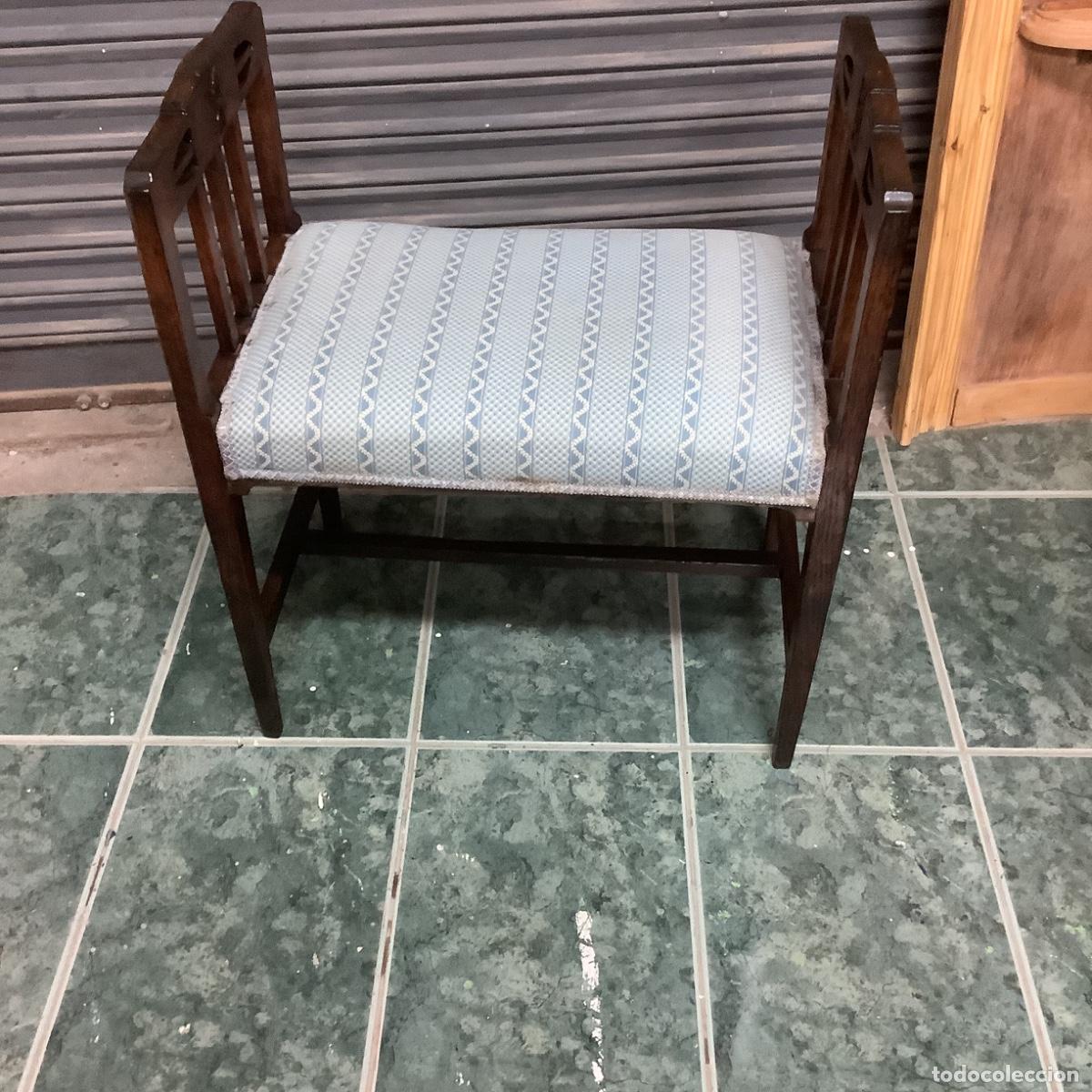 Antig&uuml;edades: Asiento piano.Pie de cama - Foto 2