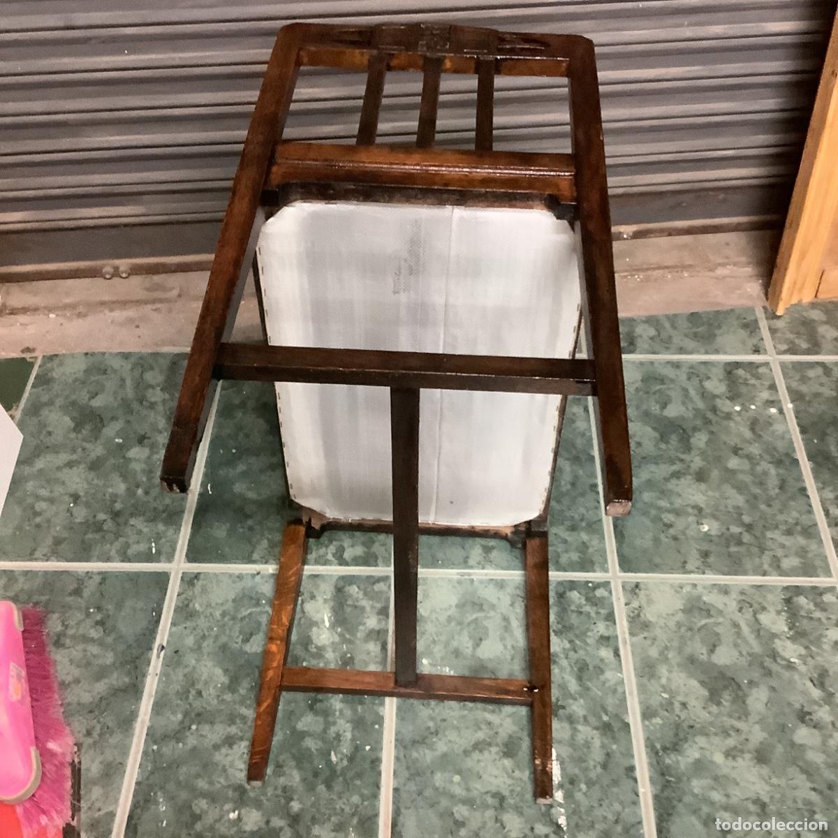 Antig&uuml;edades: Asiento piano.Pie de cama - Foto 4
