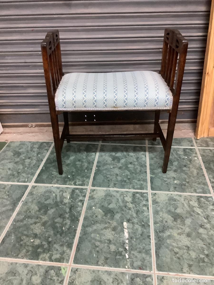 Antig&uuml;edades: Asiento piano.Pie de cama - Foto 7