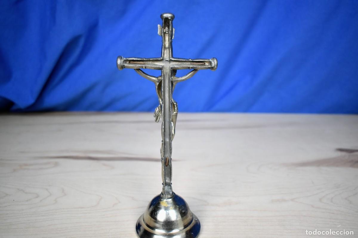 Antig&uuml;edades: Crucificado de sobremesa ba&ntilde;ado en plata - Foto 8