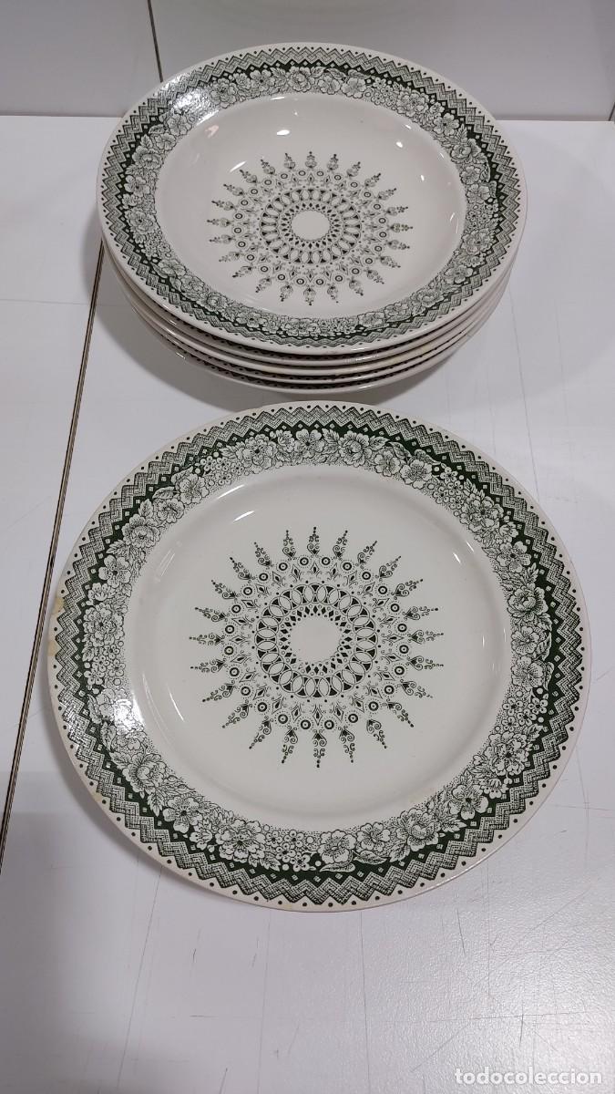 Antig&uuml;edades: 756 CONJUNTO DE 5 PLATOS HONDOS Y 4 LLANOS DE VARGAS DE SEGOVIA, A&Ntilde;OS 70