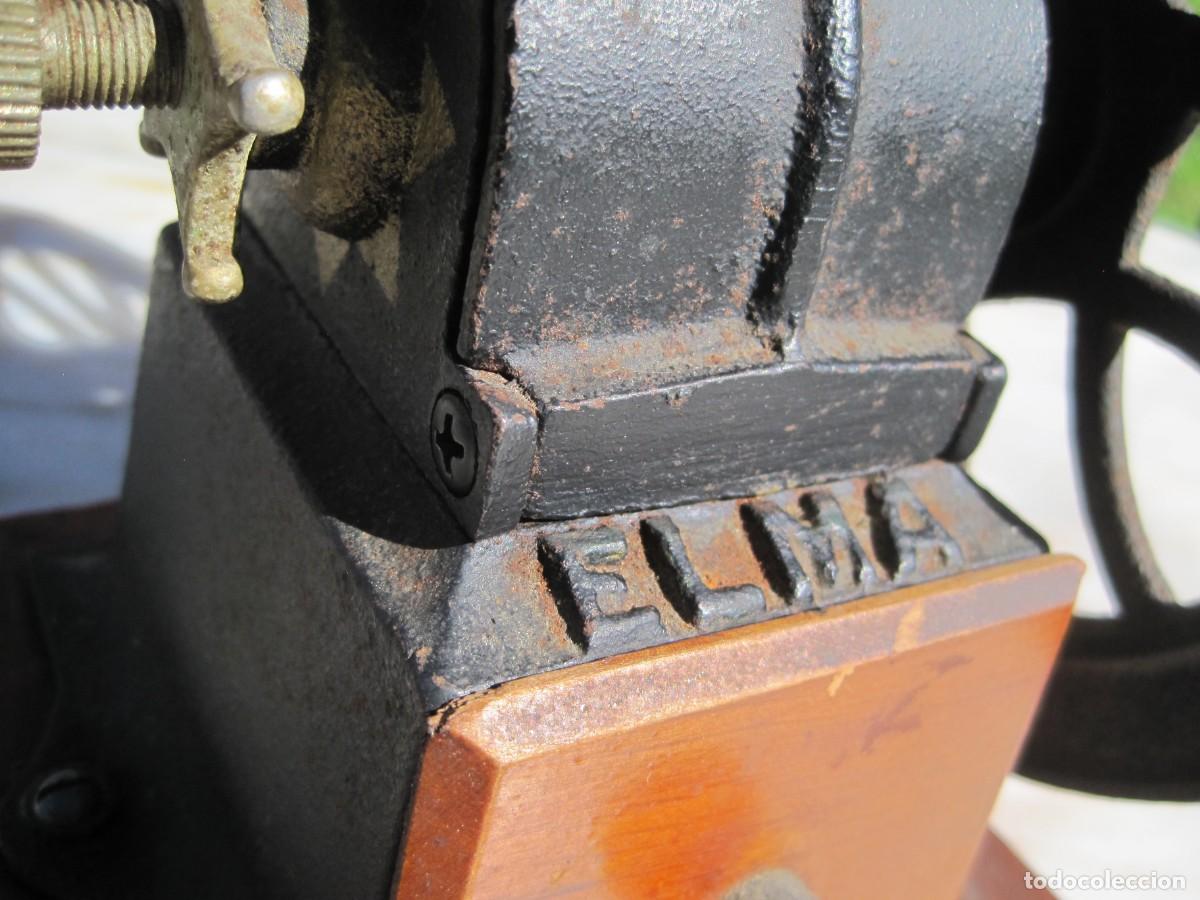Antig&uuml;edades: MOLINILLO DE CAF&Eacute; CON RUEDA - MARCA ELMA - HIERRO Y MADERA - Foto 8