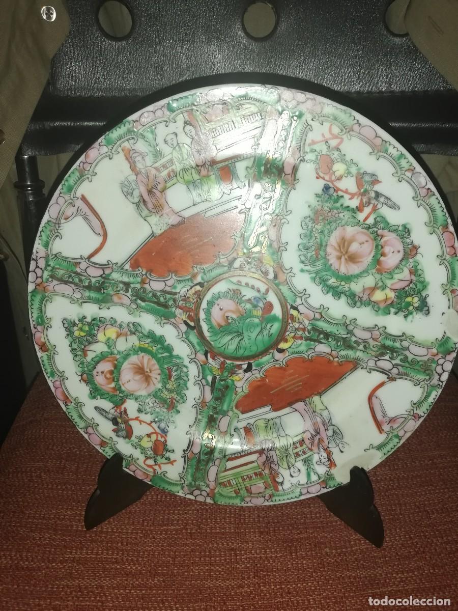 Antig&uuml;edades: Plato decoraci&oacute;n pintado a mano - Foto 1