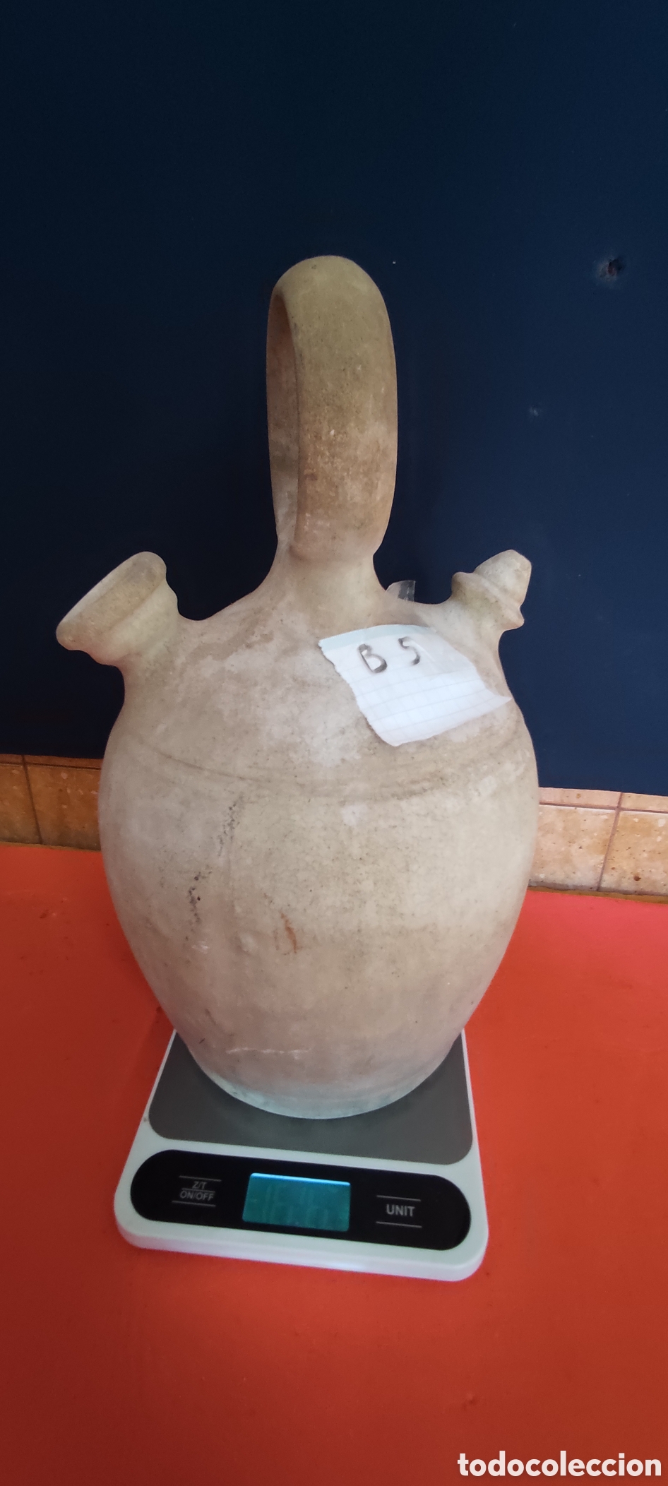 Antig&uuml;edades: Botijo rustico de barro - Foto 2