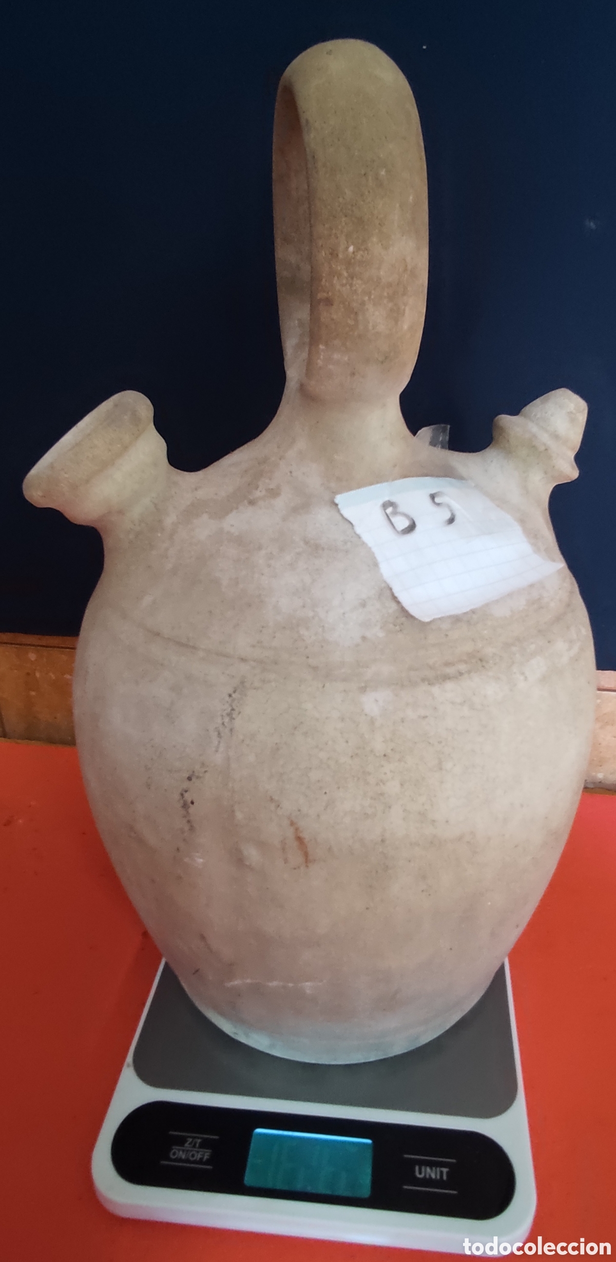 Antig&uuml;edades: Botijo rustico de barro - Foto 1
