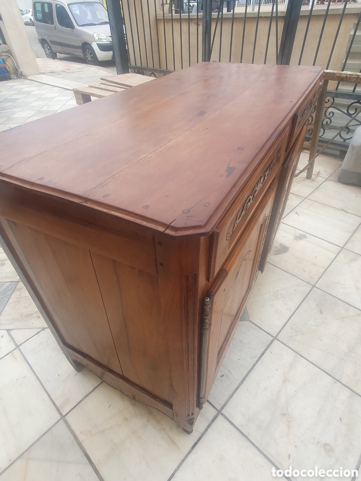 Antig&uuml;edades: Mueble del 18 en nogal macizo - Foto 6