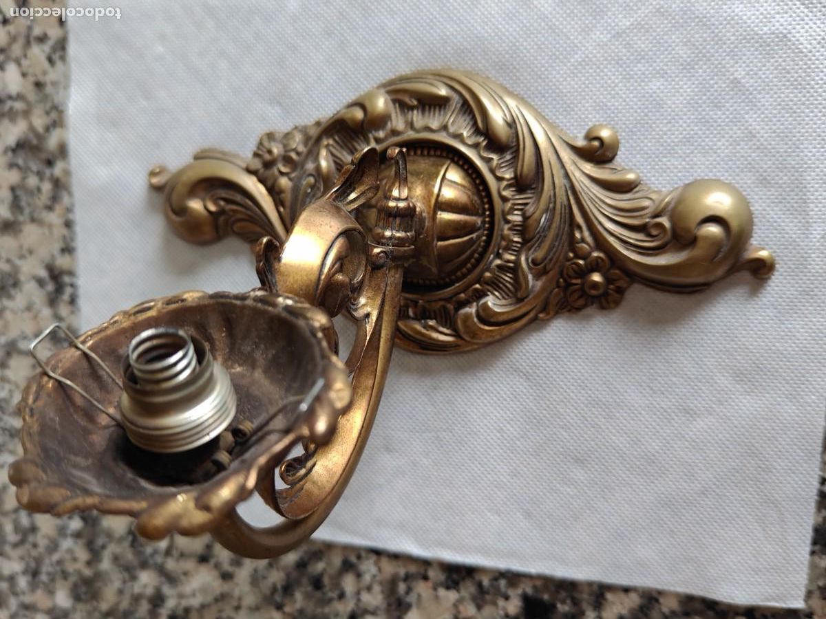 Antig&uuml;edades: Aplique bronce 27,5cm largo - Foto 1