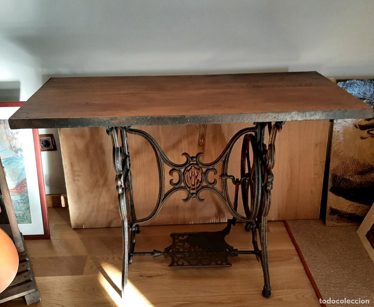 Antig&uuml;edades: Mesa hierro fundido y tablero madera macizo - Foto 5