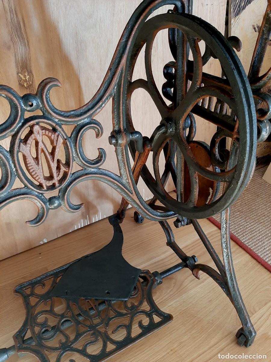Antig&uuml;edades: Mesa hierro fundido y tablero madera macizo - Foto 10