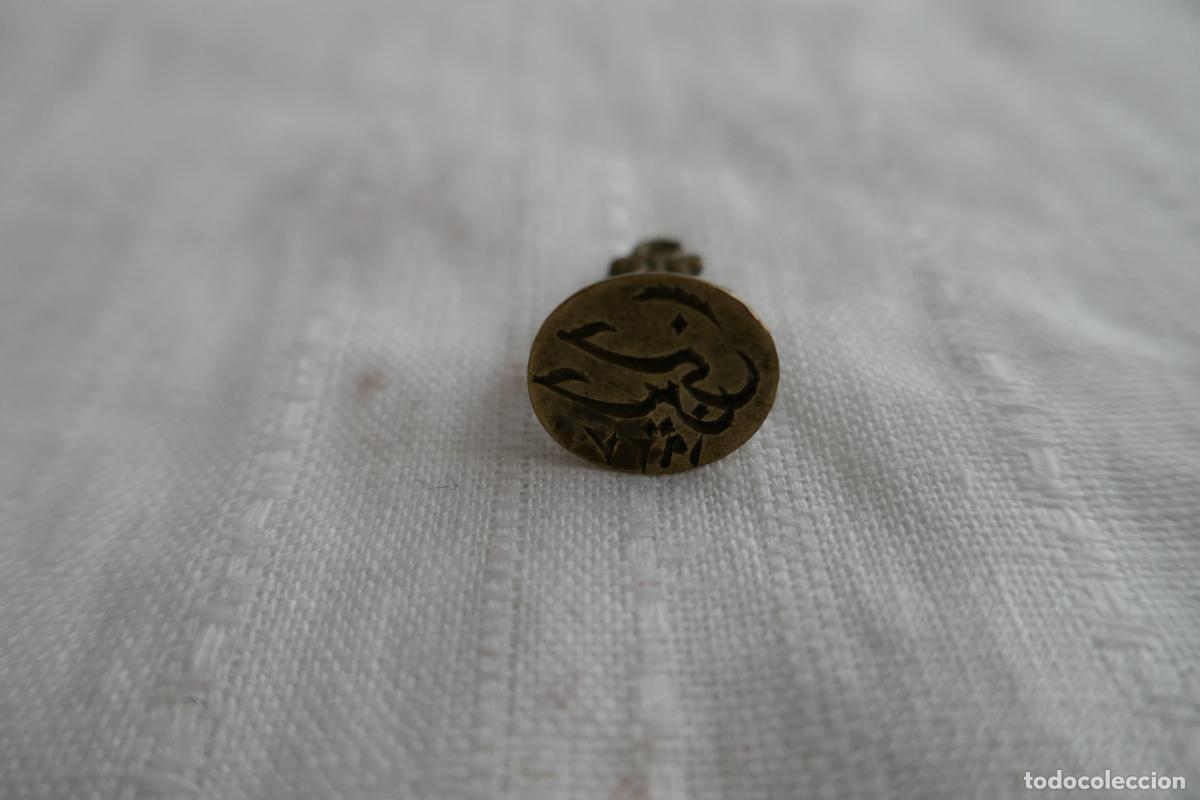 Antig&uuml;edades: CURIOSO SELLO &Aacute;RABE DE BRONCE. - Foto 9