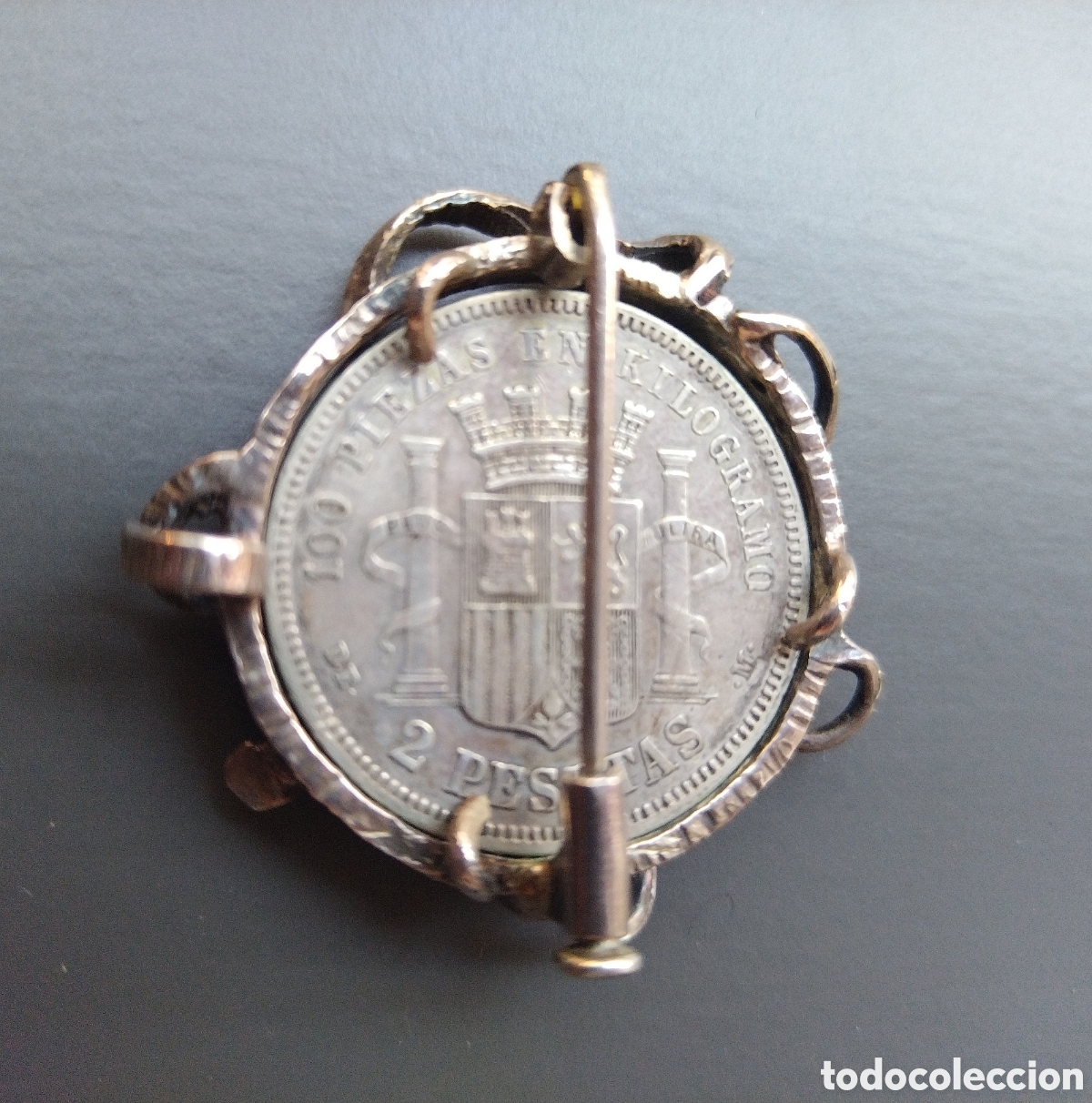 Antig&uuml;edades: Moneda de plata m&aacute;s broche de plata - Foto 4