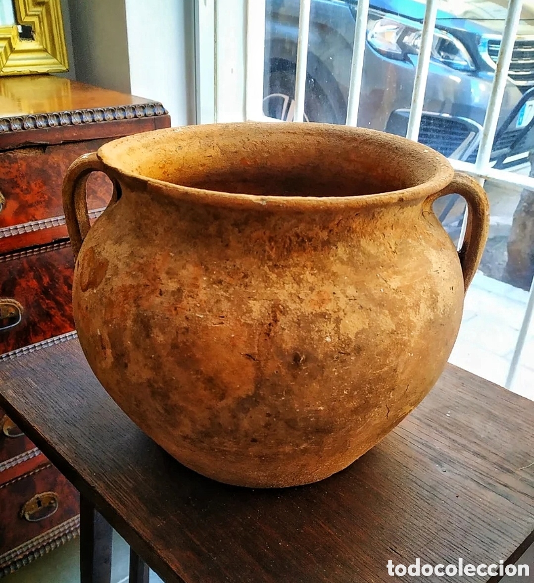 Antig&uuml;edades: Puchero en barro de origen gallego. - Foto 1