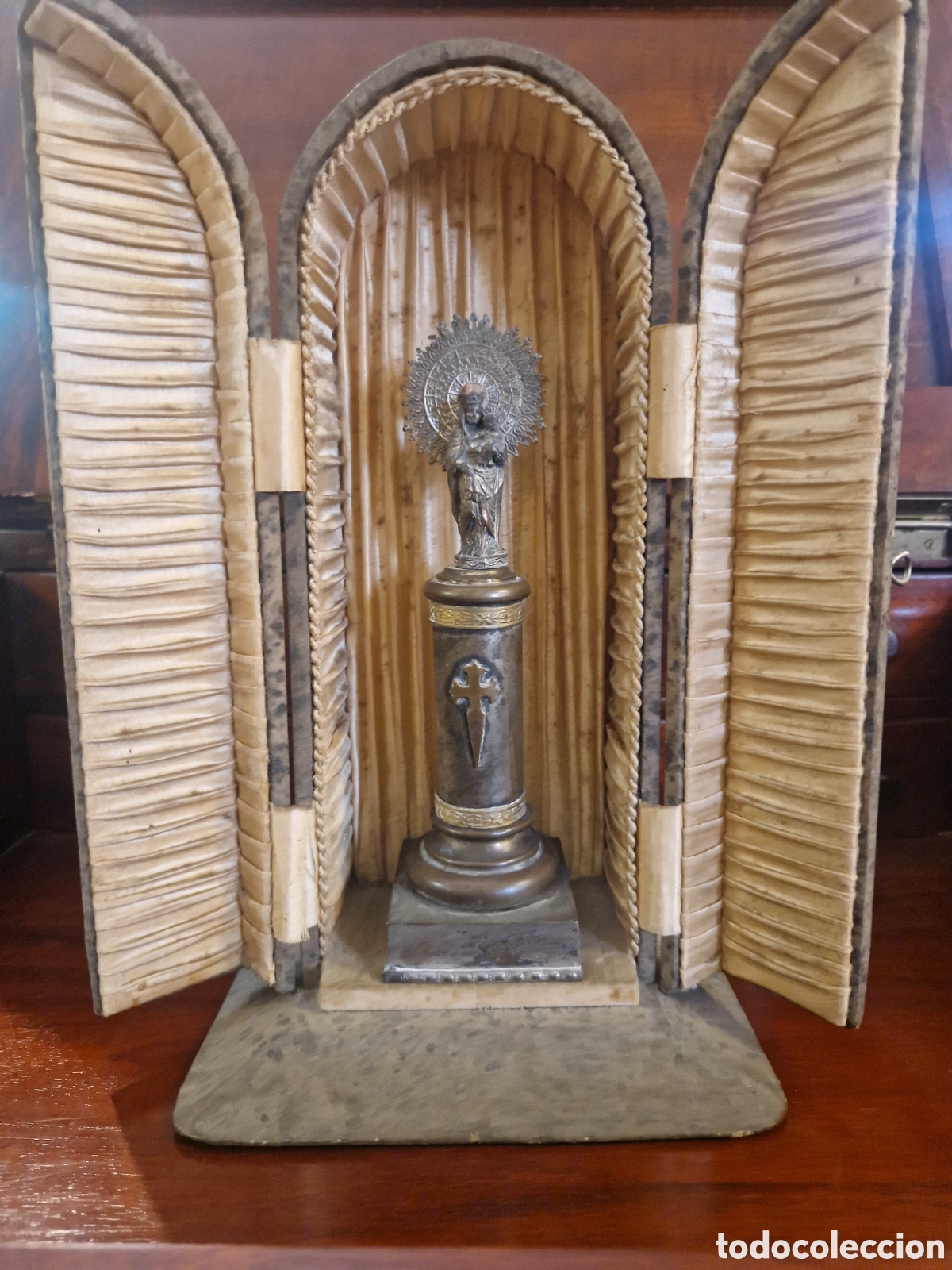 Antig&uuml;edades: Mini capilla Virgen del Pilar con ba&ntilde;o de plata - Foto 1