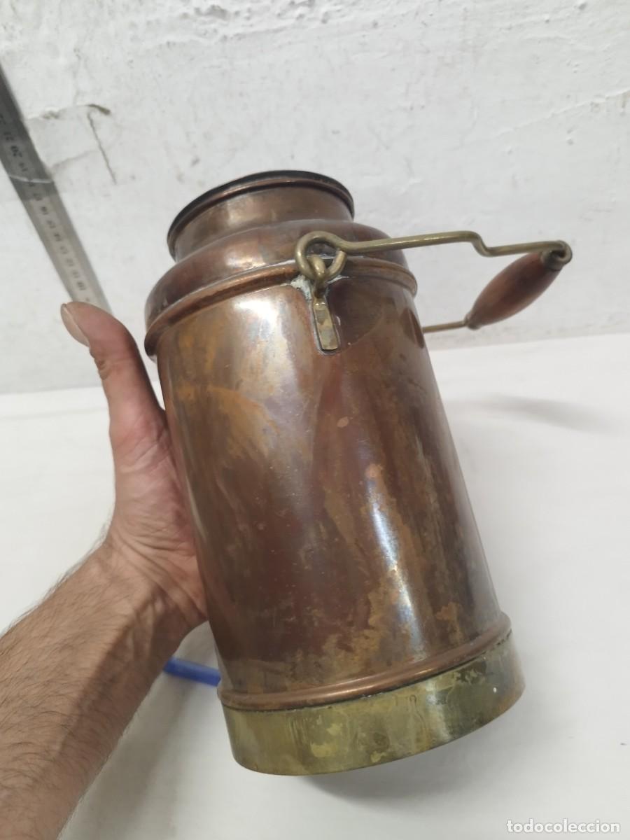 Antig&uuml;edades: Antiguo lechera de cobre o aram. - Foto 4