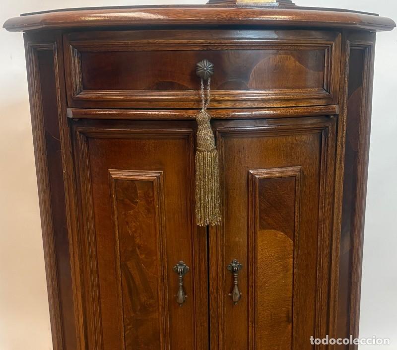 Antig&uuml;edades: Mueble Rinconera Bajo - Foto 3