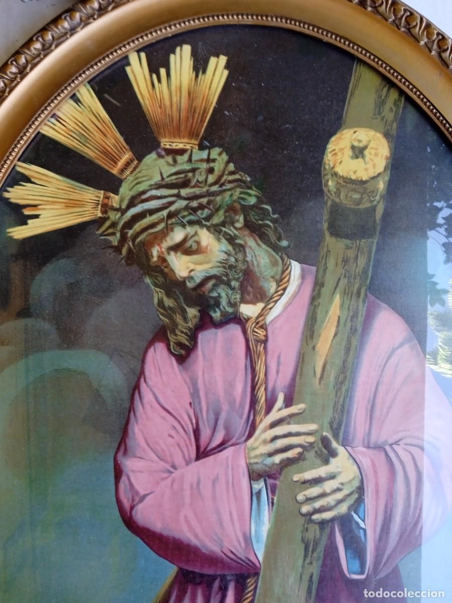 Antig&uuml;edades: Cuadro antiguo ovalado de madera con imagen del Cristo del Gran Poder - Foto 2