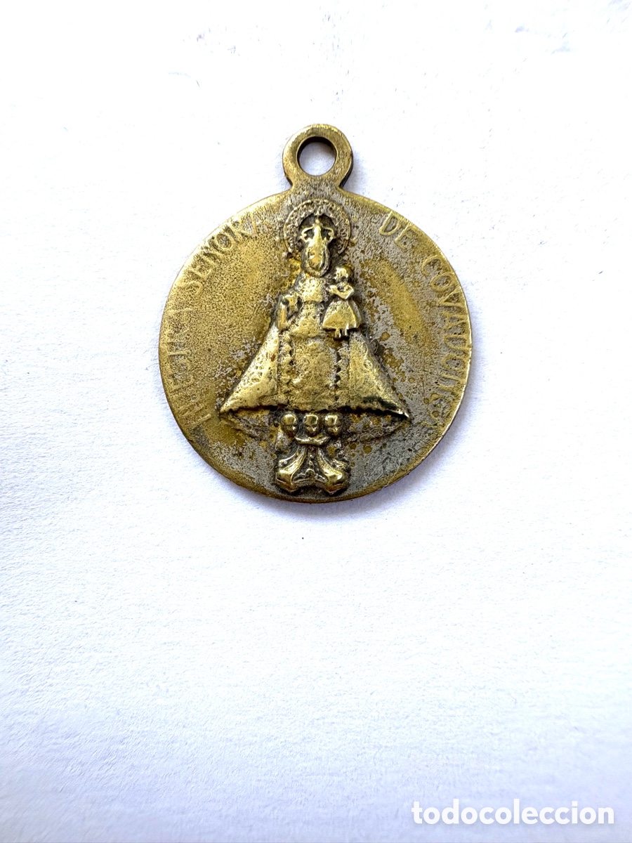 Antig&uuml;edades: MEDALLA RELIGIOSA DE LAT&Oacute;N. - Foto 1