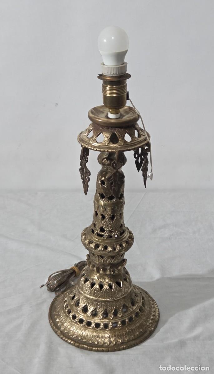 Antig&uuml;edades: Lampara de sobremesa en bronce, funciona - Foto 1