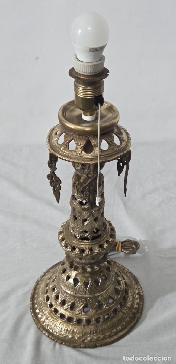 Antig&uuml;edades: Lampara de sobremesa en bronce, funciona - Foto 4