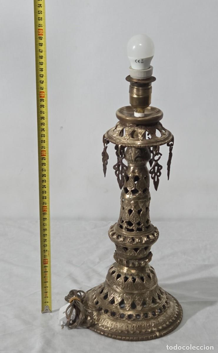 Antig&uuml;edades: Lampara de sobremesa en bronce, funciona - Foto 13