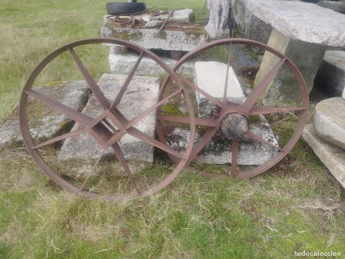 Antiguidades: Par de Ruedas de Hierro de Carro Antiguo Radios Planos 79cm // jrsanchezantiques