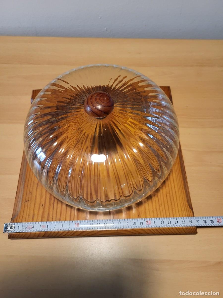 Antig&uuml;edades: ANTIGUA QUESERA CRISTAL Y MADERA - Foto 3