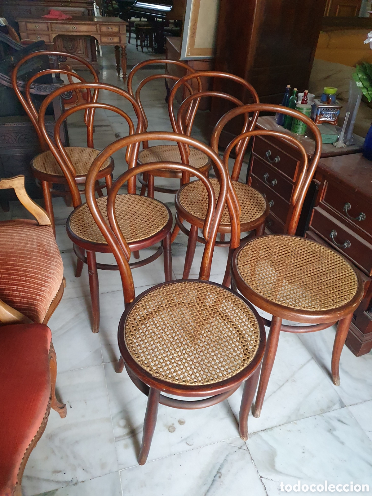 Antig&uuml;edades: Conjunto de sillas en mimbre. - Foto 5