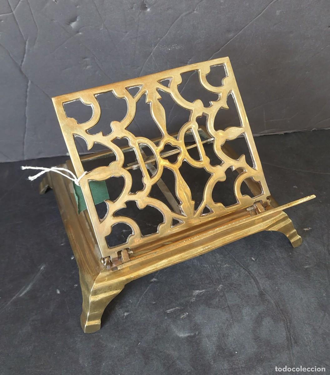 Antig&uuml;edades: Atril de bronce plegable - Foto 2