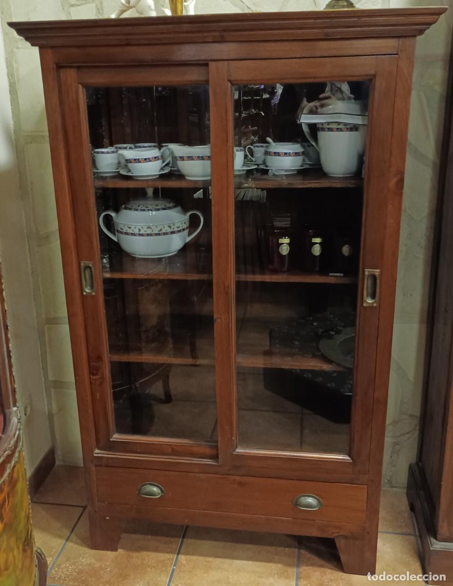 Antig&uuml;edades: VITRINA ESTILO COLONIAL MADERA DE TEKA - Foto 1