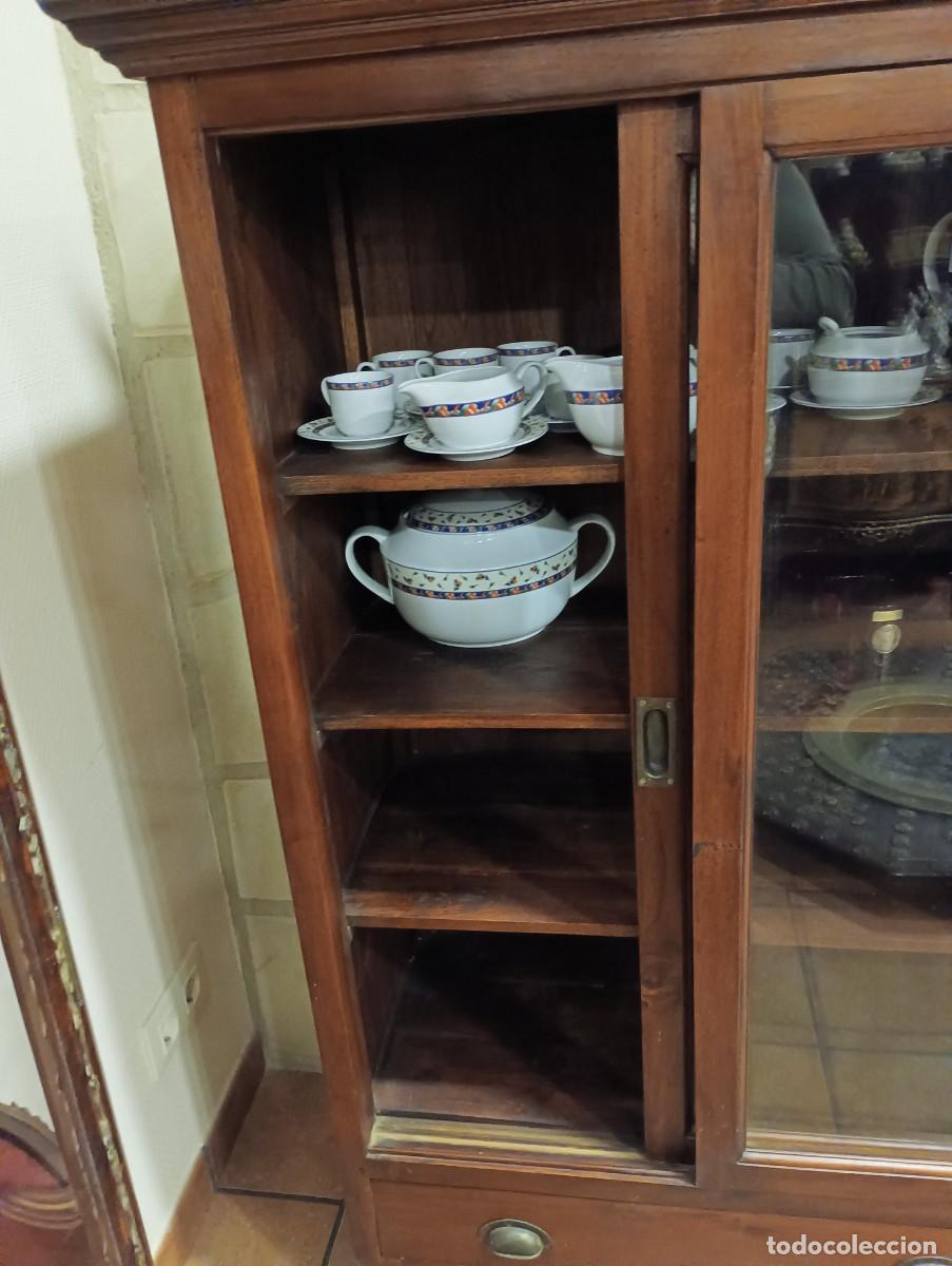 Antig&uuml;edades: VITRINA ESTILO COLONIAL MADERA DE TEKA - Foto 3