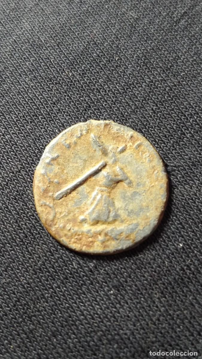 Antig&uuml;edades: Antigua medalla religiosa. - Foto 1