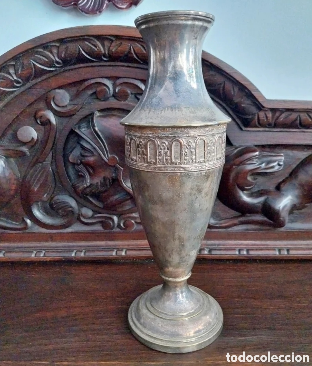Antig&uuml;edades: Jarron de altar plateado - Foto 1