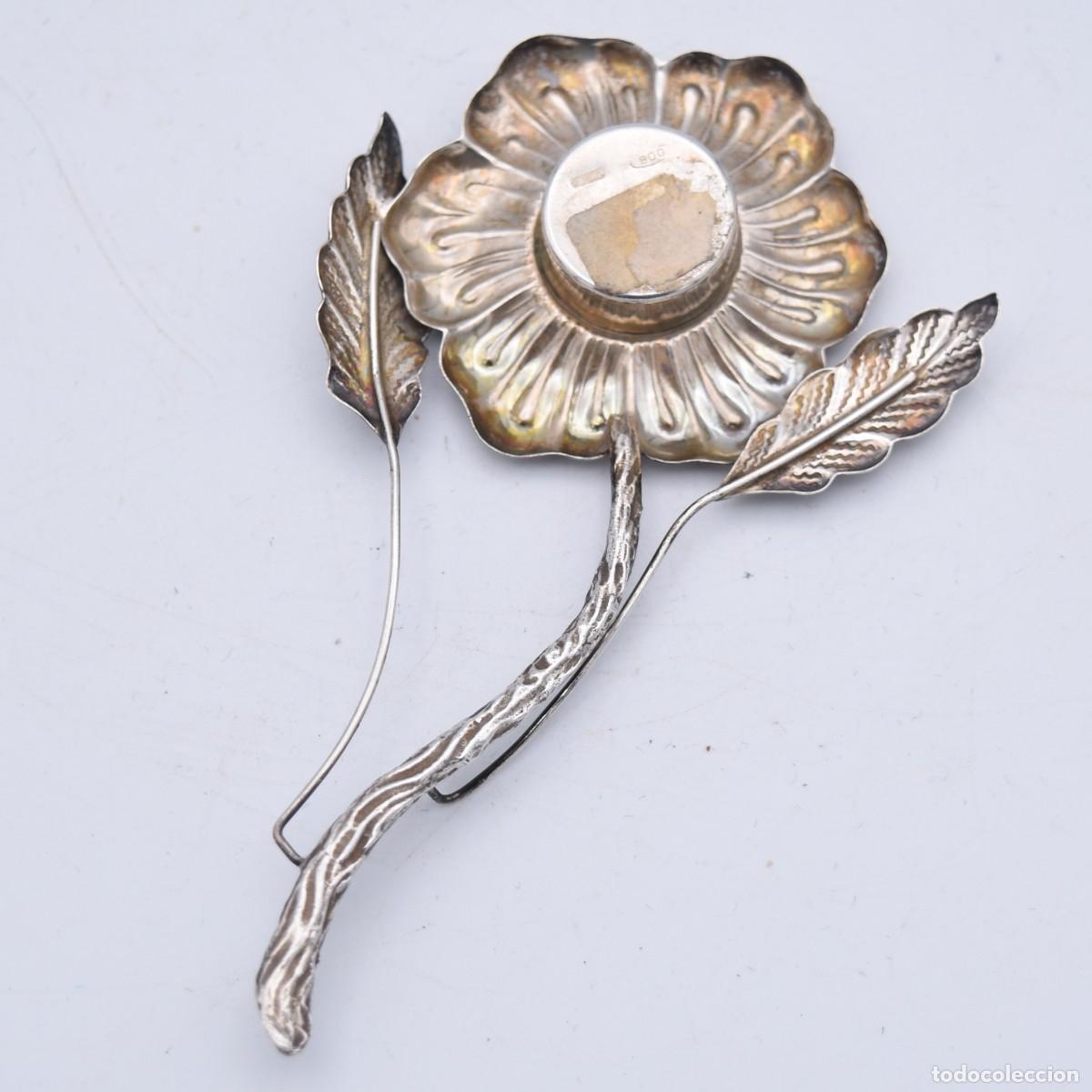 Antig&uuml;edades: Especiero / talquera de plata .800 con forma de flor - Foto 9