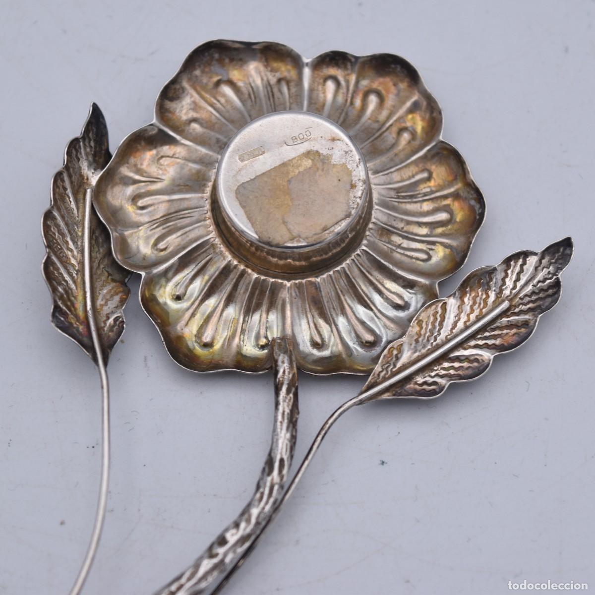 Antig&uuml;edades: Especiero / talquera de plata .800 con forma de flor - Foto 10