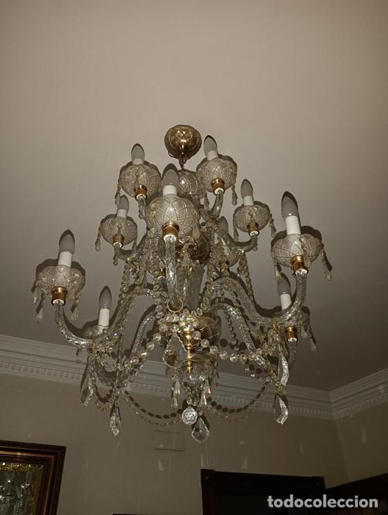 Antig&uuml;edades: L&aacute;mpara de techo con cristal y dorado - Foto 1
