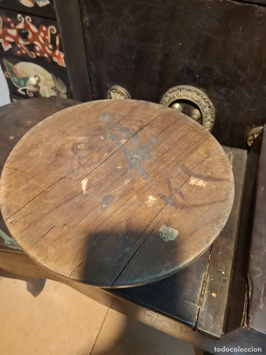 Antig&uuml;edades: Base en madera. Ideal para colocar figura u otro objeto - Foto 6