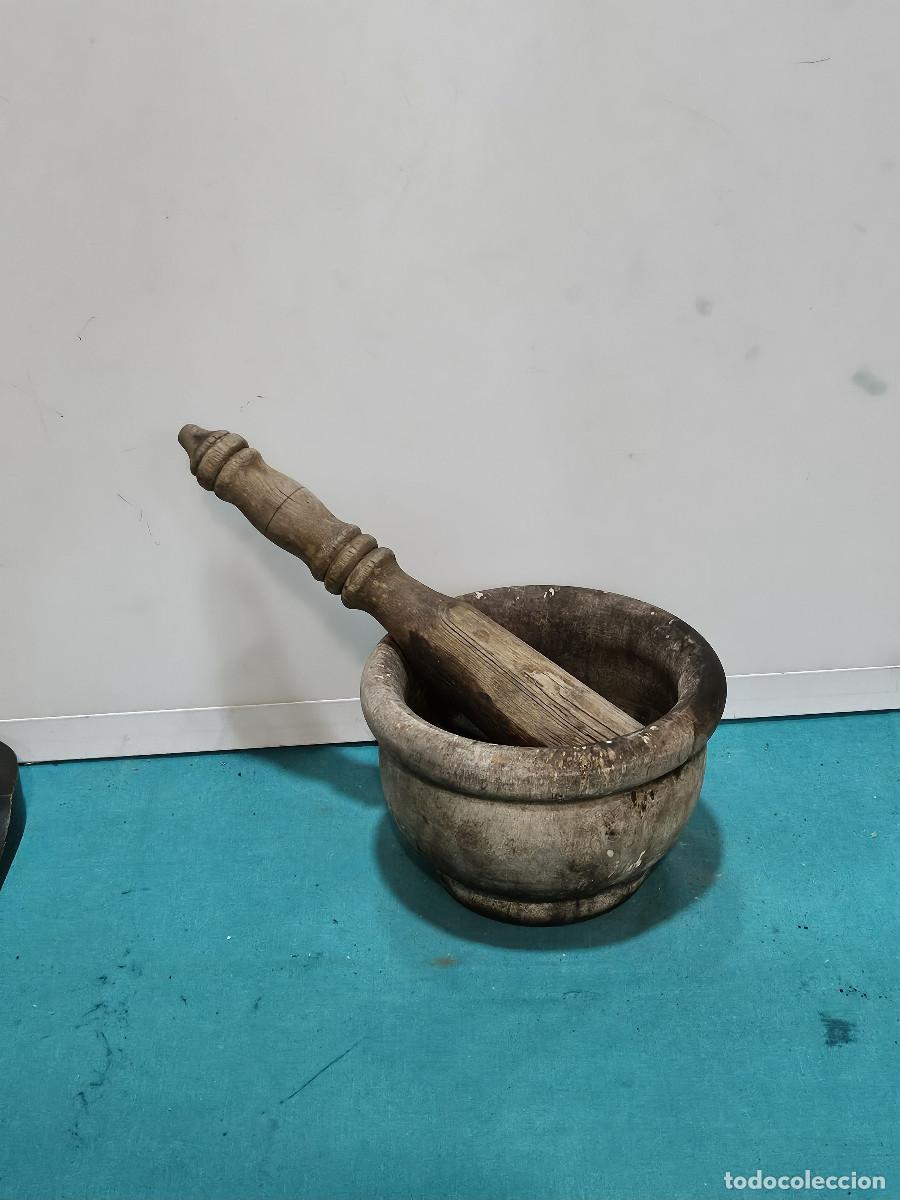 Antig&uuml;edades: mortero antiguo de madera - Foto 1