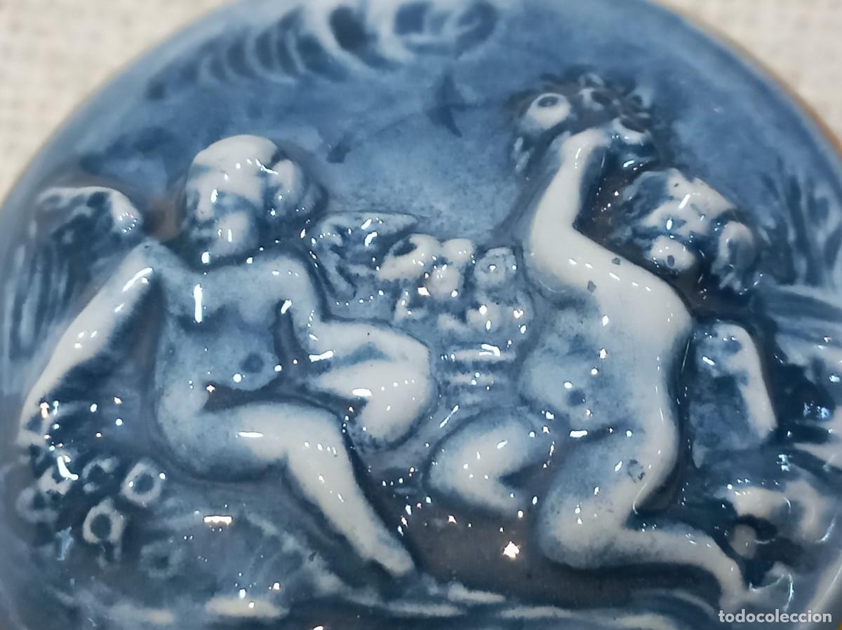 Antig&uuml;edades: DOS CAJITAS &uml;CAPODIMONTE&uml; mitol&oacute;gicos azul - Foto 6