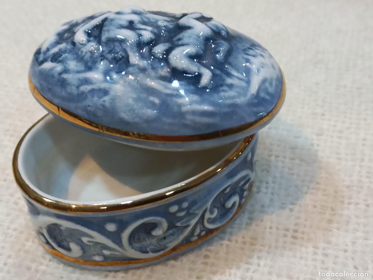 Antig&uuml;edades: DOS CAJITAS &uml;CAPODIMONTE&uml; mitol&oacute;gicos azul - Foto 10
