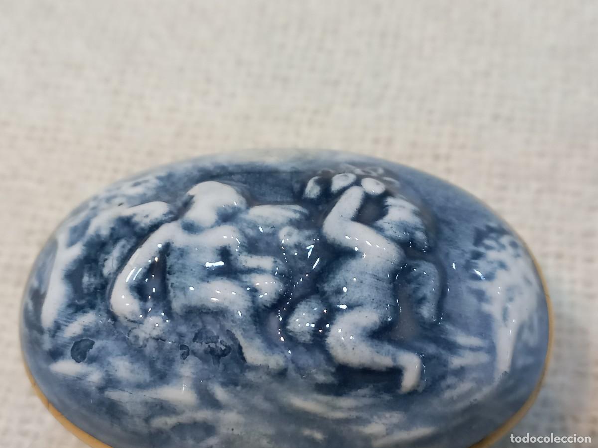 Antig&uuml;edades: DOS CAJITAS &uml;CAPODIMONTE&uml; mitol&oacute;gicos azul - Foto 11