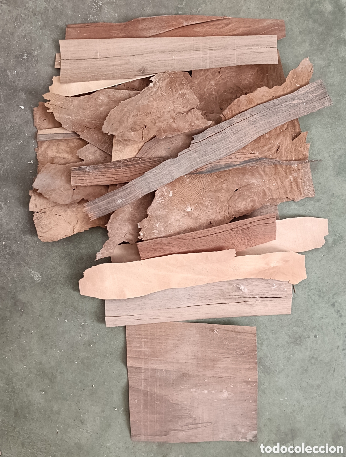 Antig&uuml;edades: Diferentes chapas de madera peque&ntilde;as - Foto 1