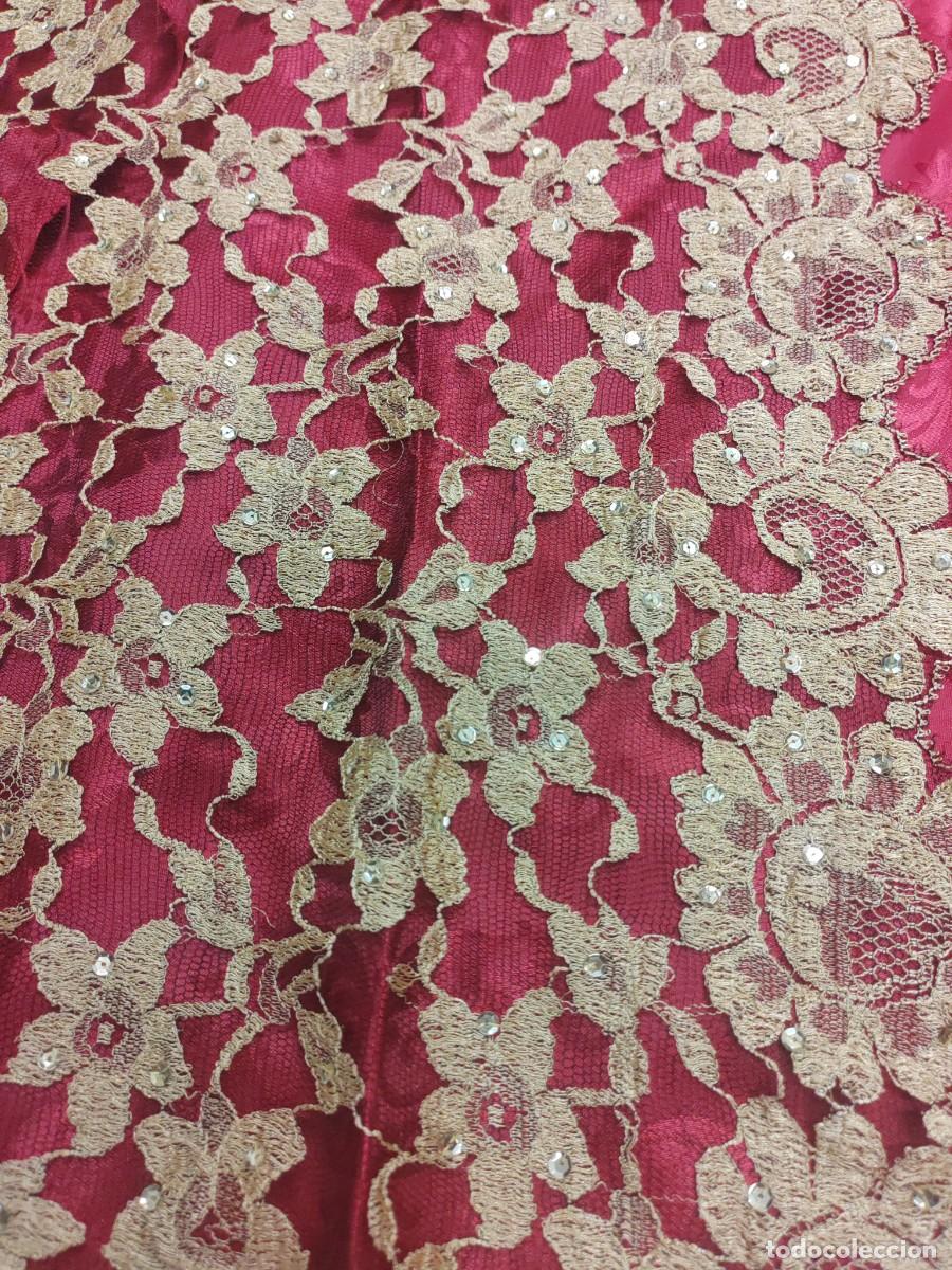 Antig&uuml;edades: Mantilla, pico mantilla, velo - Foto 2