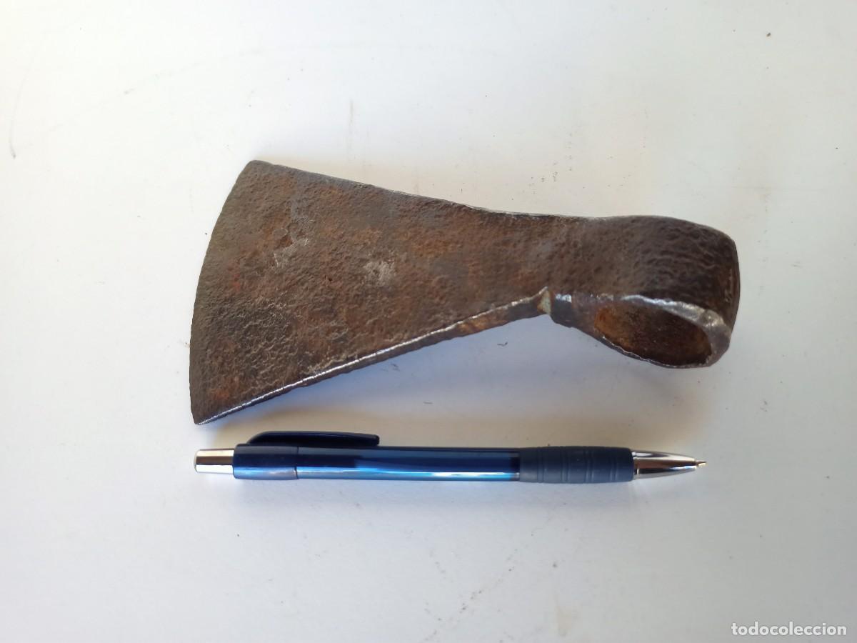 Antig&uuml;edades: Antigua hacha de 17cm - Foto 1