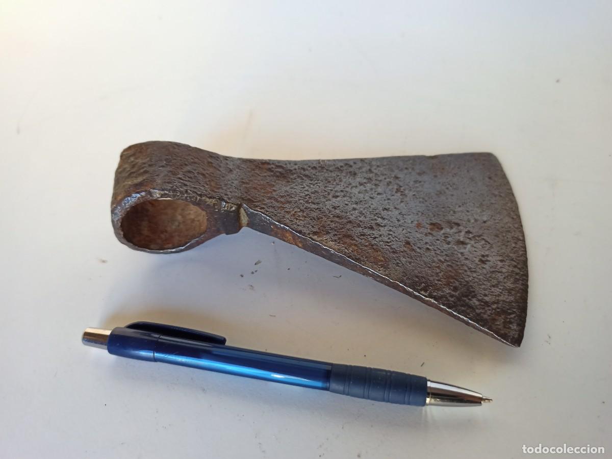 Antig&uuml;edades: Antigua hacha de 17cm - Foto 2