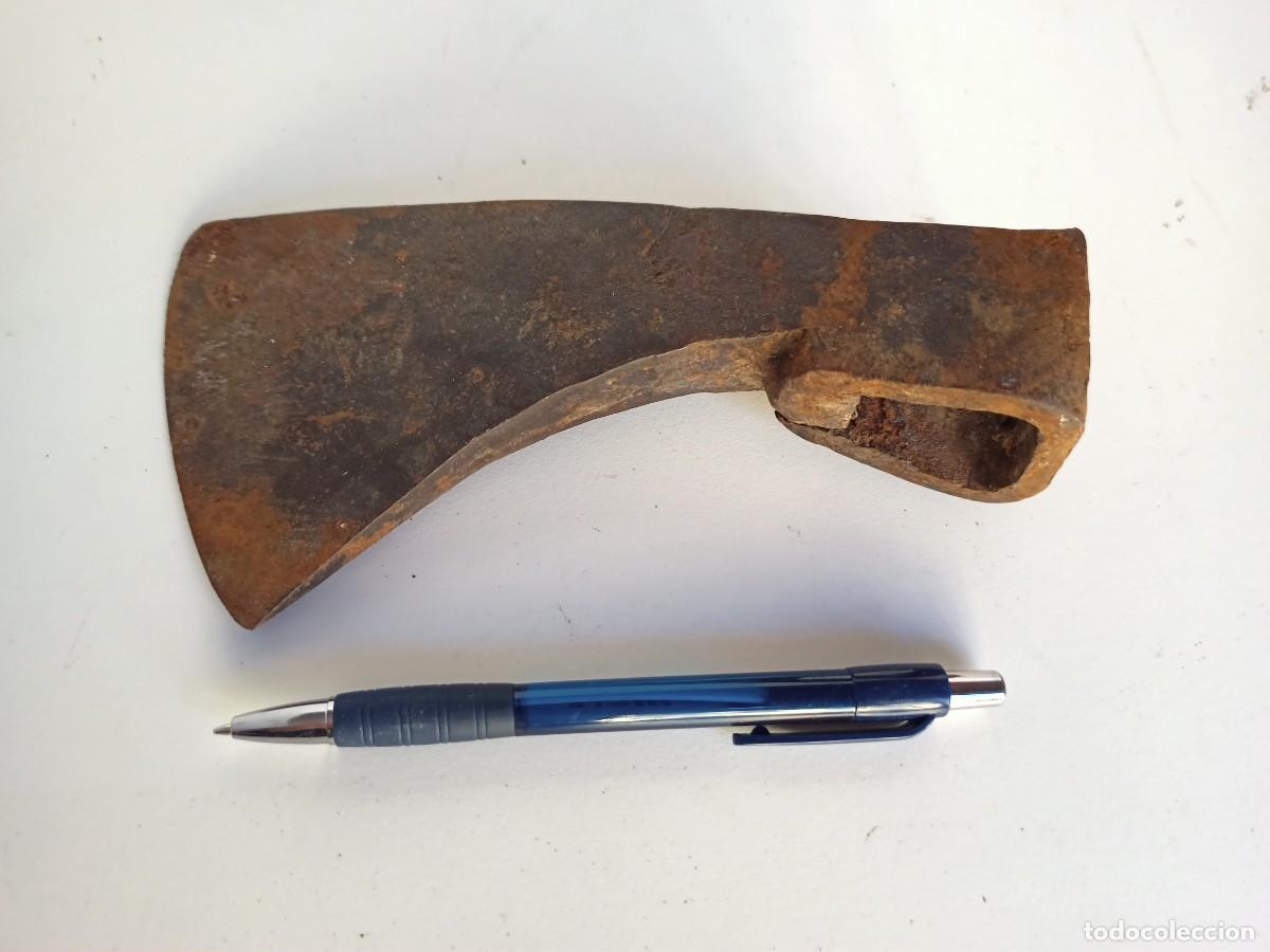 Antig&uuml;edades: Antigua hacha de 18cm - Foto 2