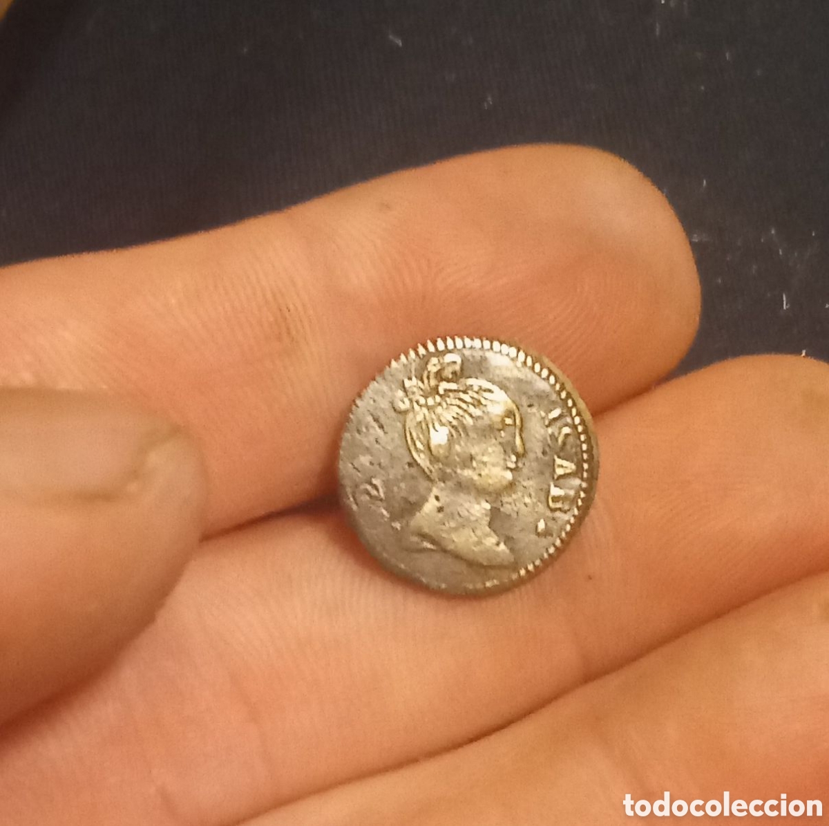 Antig&uuml;edades: BOTON MILITAR DE ISABEL II - Foto 1
