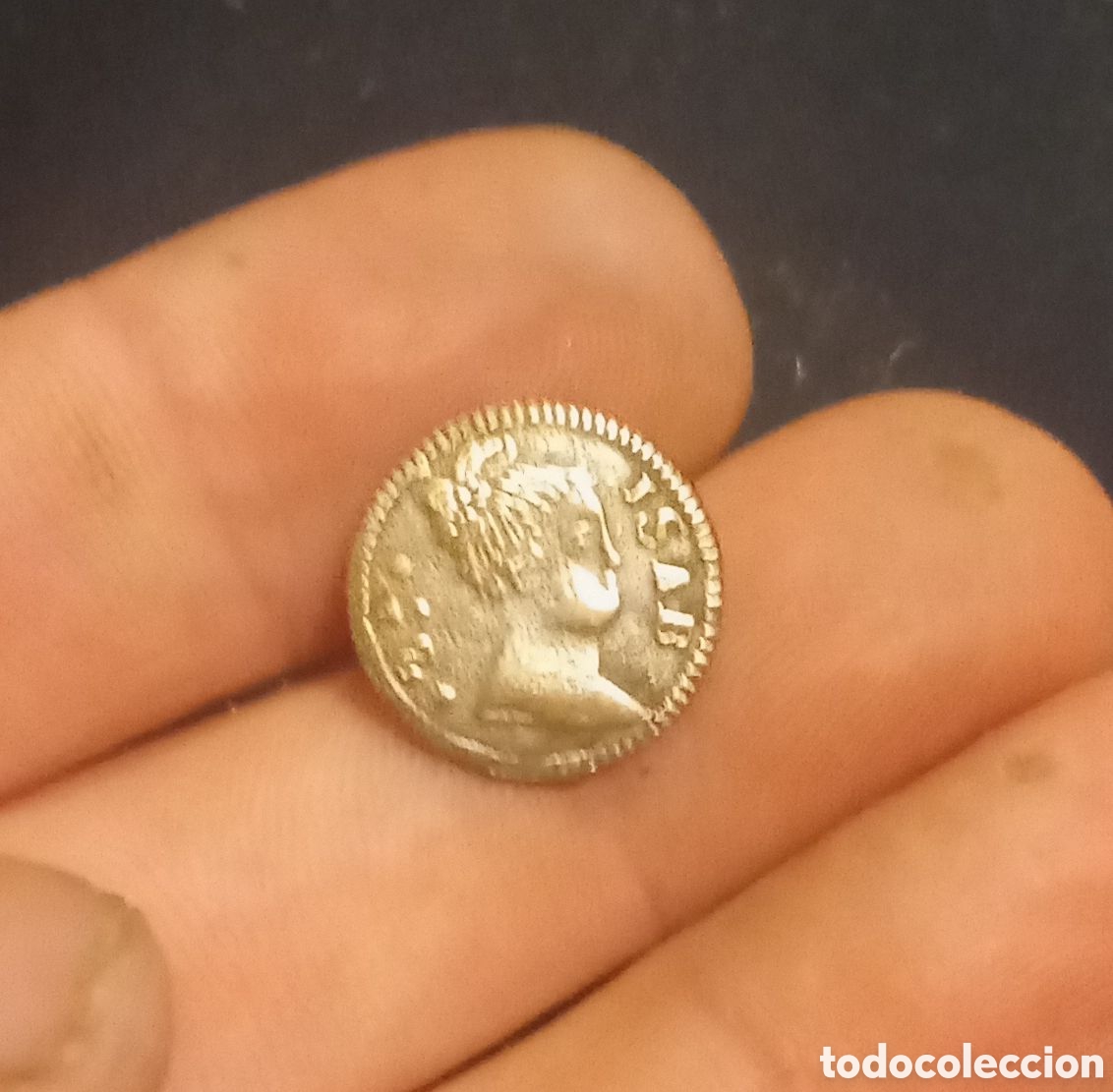 Antig&uuml;edades: BOT&Oacute;N MILITAR DE ISABEL II - Foto 1