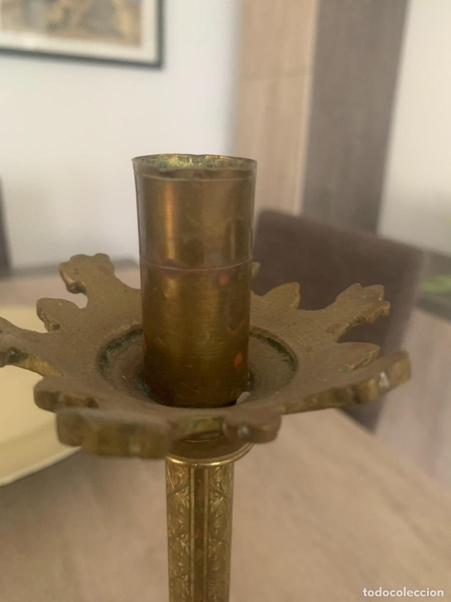 Antig&uuml;edades: Pareja de candelabros - Foto 5