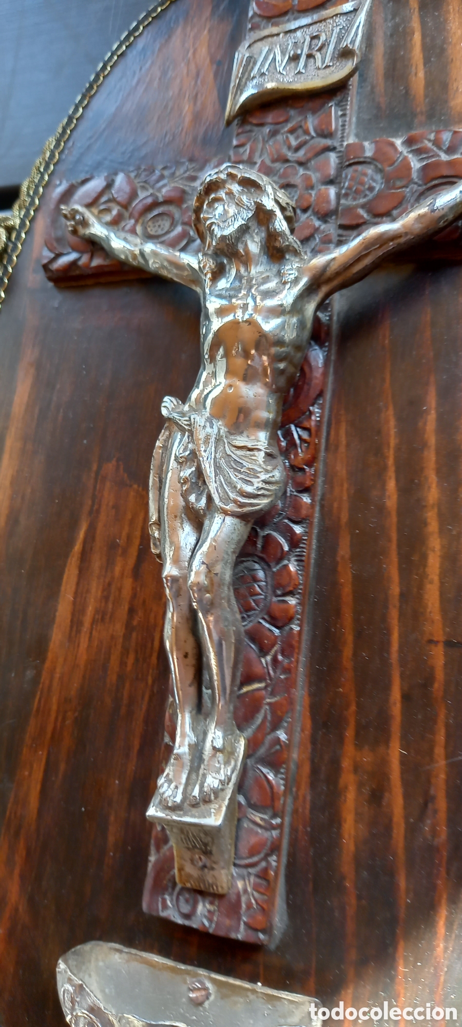 Antig&uuml;edades: ANTIGUA BENDITERA CON JESUCRISTO - Foto 4